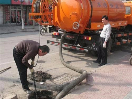 芒市清掏化粪池，健康生活从这里开始