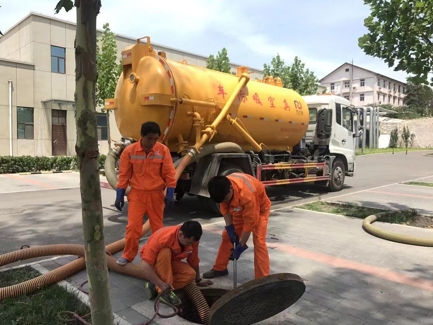 芒市化粪池清理与5-8吨吸粪车施工效率分析